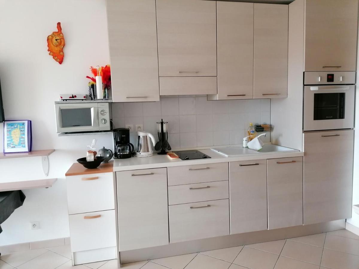Appartement Residence Les Eucalyptus LʼÎle-Rousse Εξωτερικό φωτογραφία